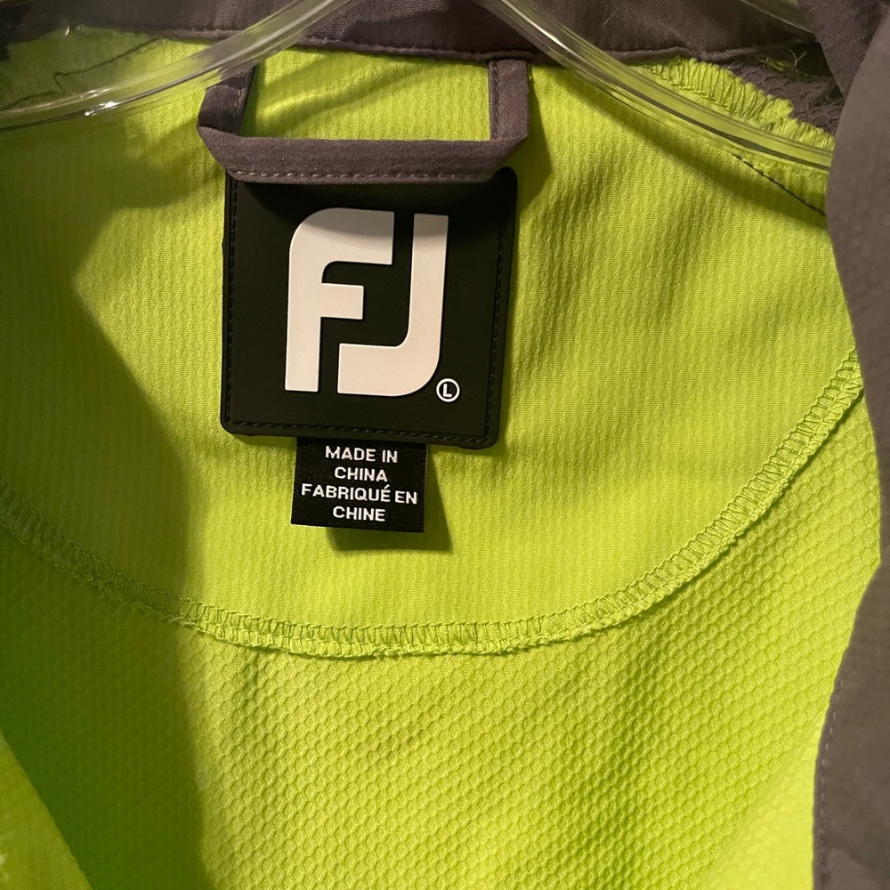Foot joy wind breaker - Picture 2 of 3